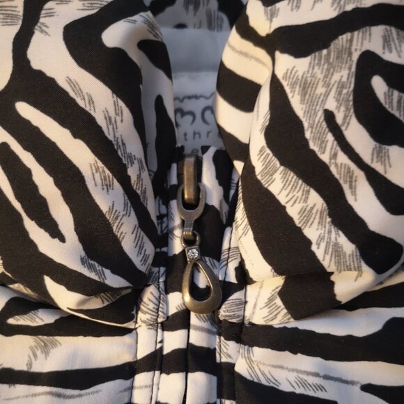 Three Hearts Ladies Black & White Animal Print Puffy Vest - Picture 5 of 8